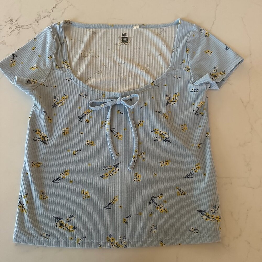 Me to We Floral Crop Top